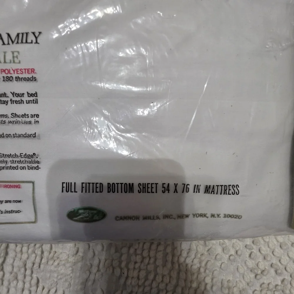 Cannon Royal Family - Full Fitted Sheet - No-Iron Percale - The Stay Fresh Sheet